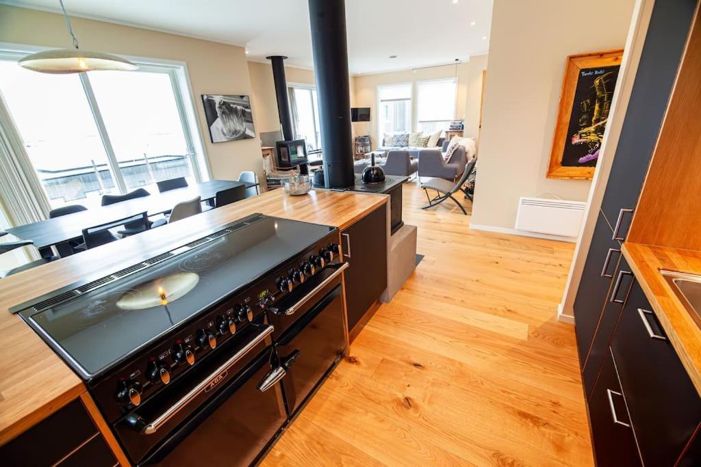 Amazing Seaview Lodge, Kabelvåg المظهر الخارجي الصورة